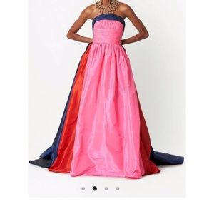 Carolina Herrera  Tri color gown SPECTACULAR